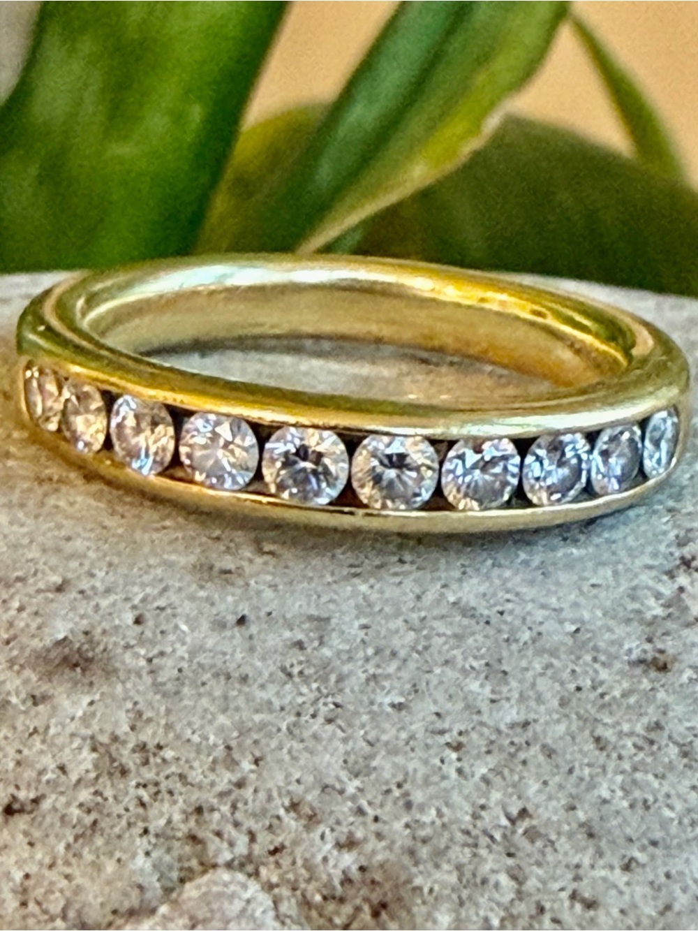 18 karat gold and diamond band